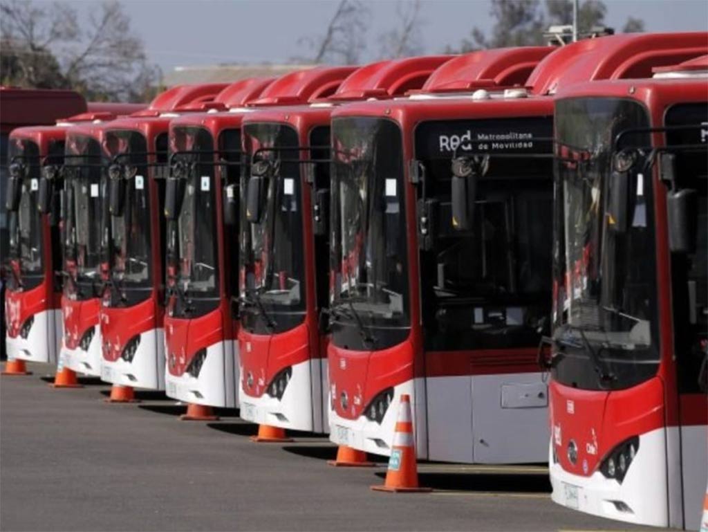 300輛中國造電動公交車抵達智利首都!(圖1)