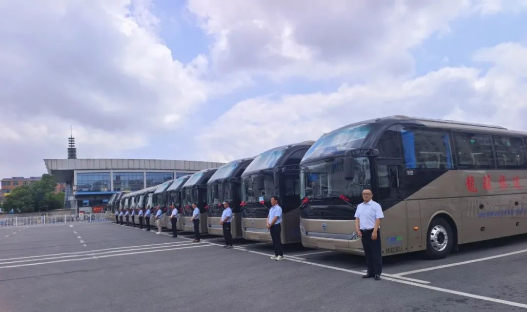 又一批新车上线长沙！赋能旅游客运服务提质增效(图1)