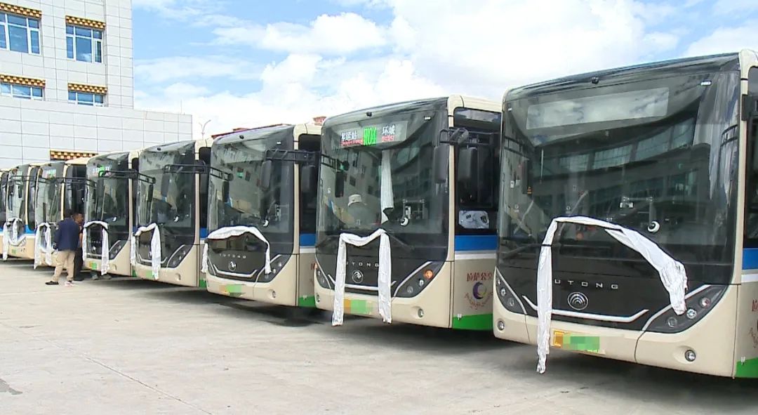拉萨迎来77辆全新宇通新能源公交车！两年投资近1.7亿(图1)