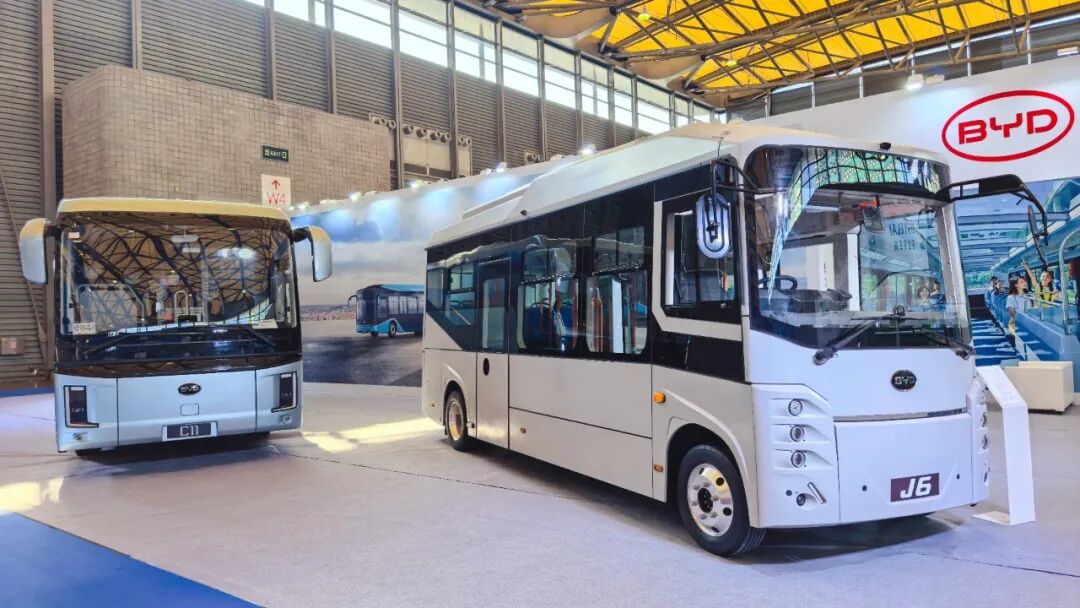 比亚迪商用车携电动客车C11、J6亮相上海国际客车展(图1)