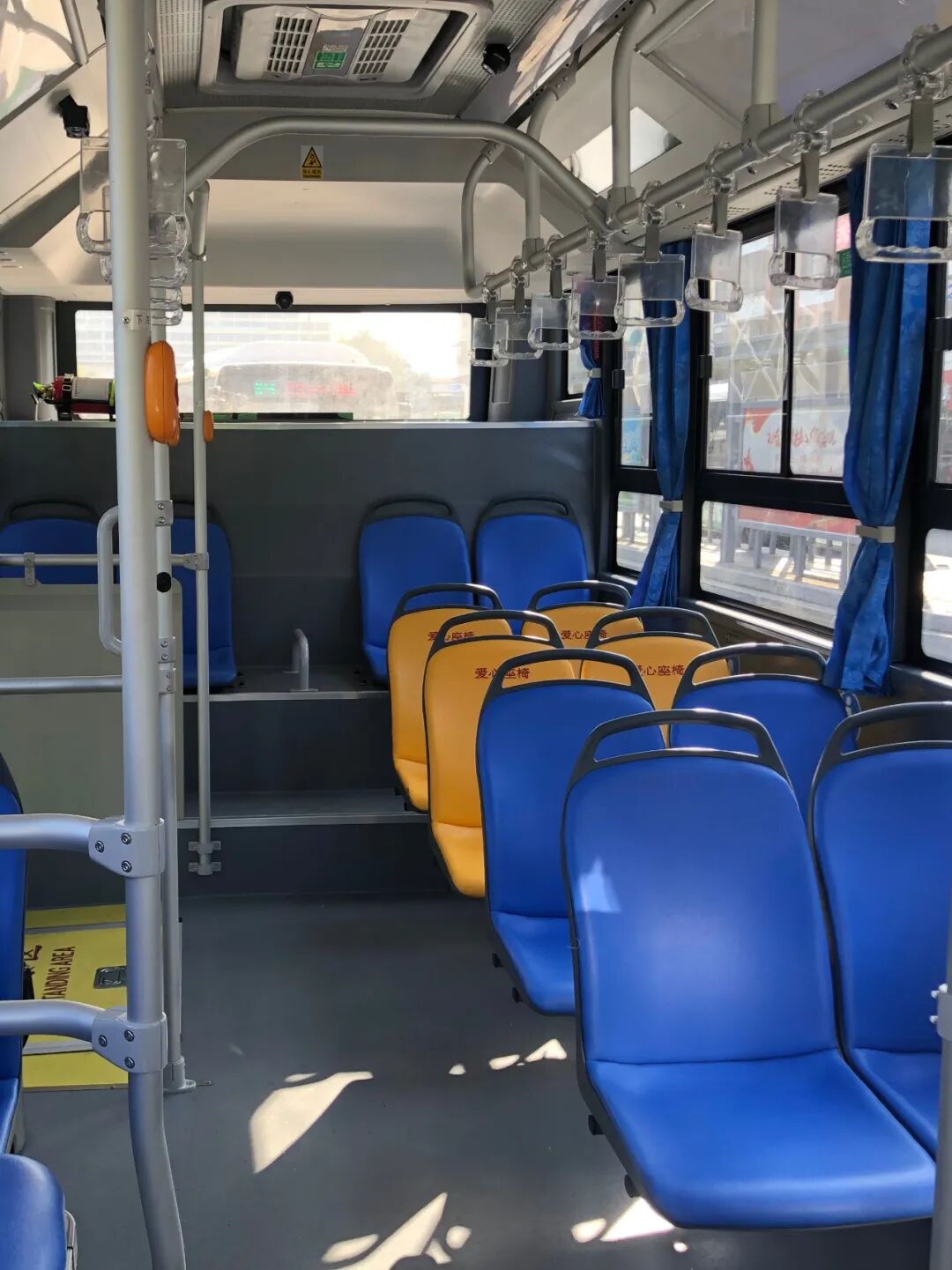 浙江丽水公交新购49辆新能源公交车！首批已上线(图1)